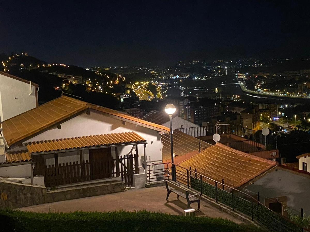 Caramelo Villa Bilbao Bagian luar foto